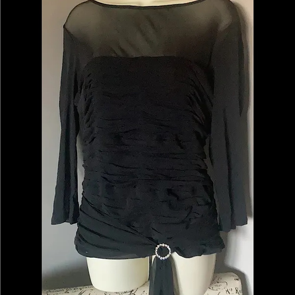Sangria black long sleeve top